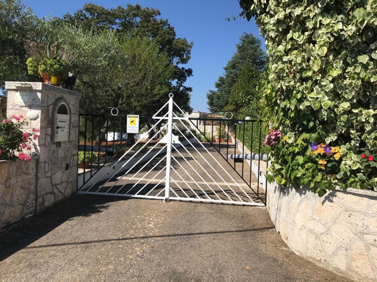 Il Trullo Di Nonno Angelo San Marco Pensión *